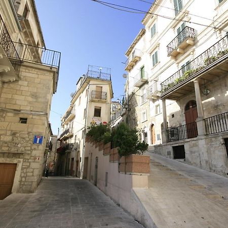 B&B Lo Gnomo Pennapiedimonte Buitenkant foto