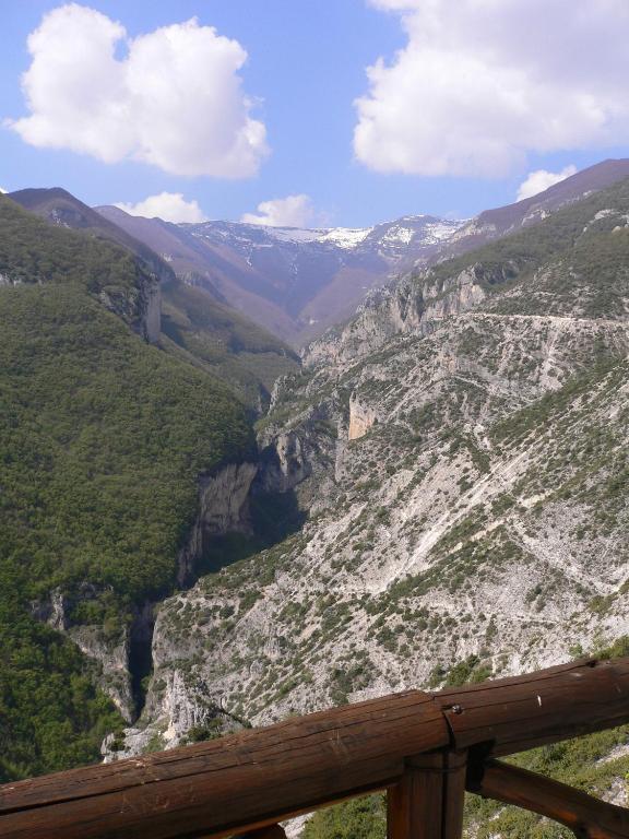 B&B Lo Gnomo Pennapiedimonte Buitenkant foto